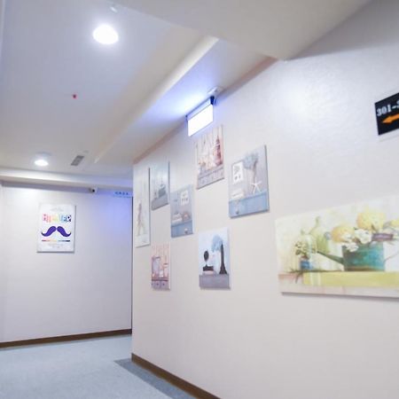 Hosin Hotel Taichung Exteriör bild